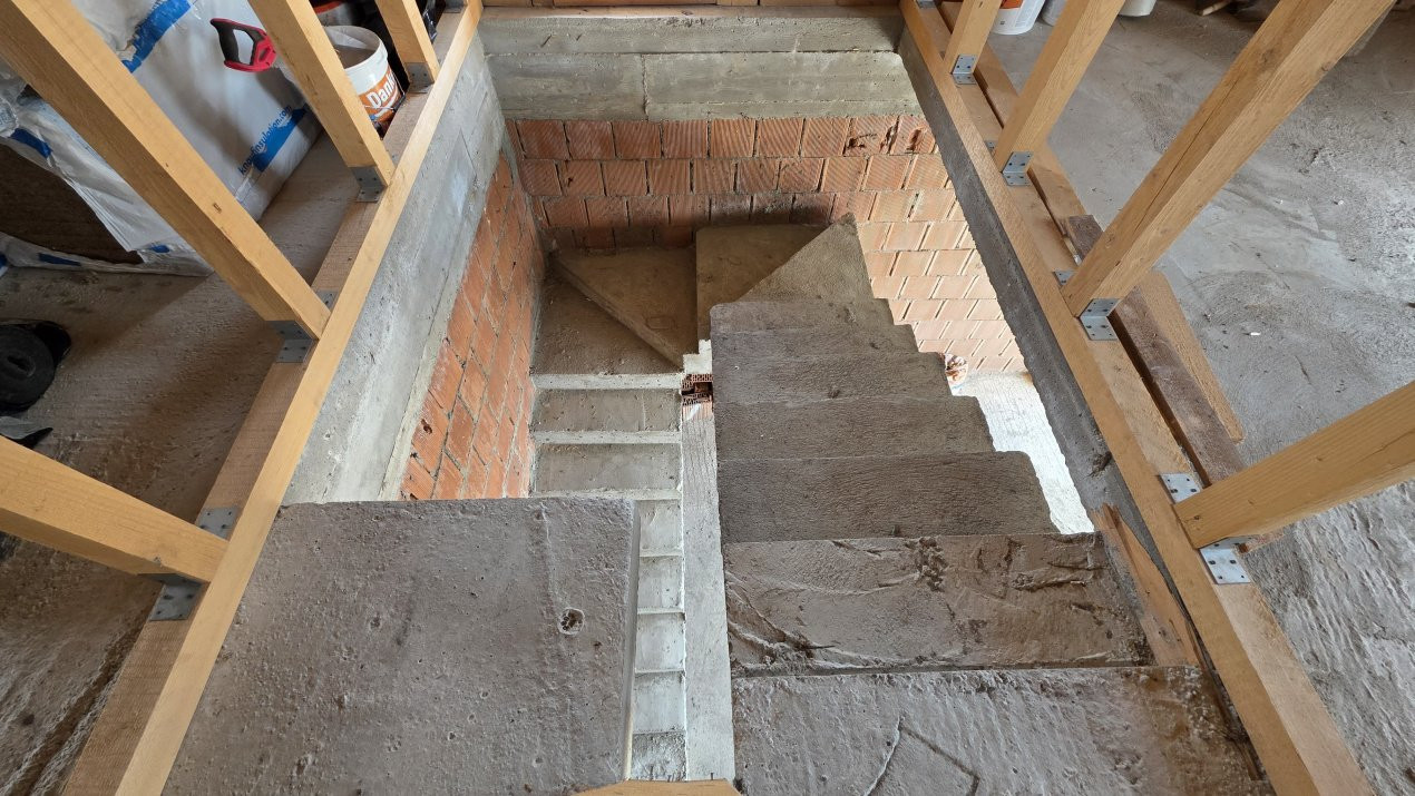 Balotesti, Ion lahovari, casa individuala, finisaje la alegere