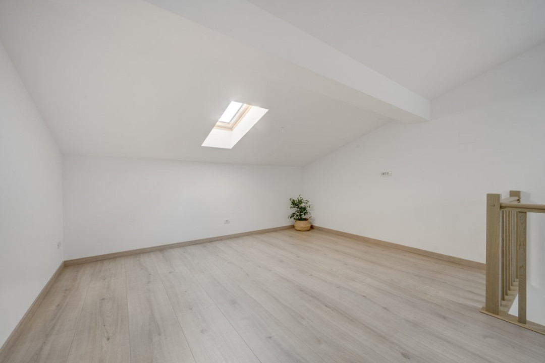 Casa primitoare P+1+M cu 145mp utili și pompă de căldură!