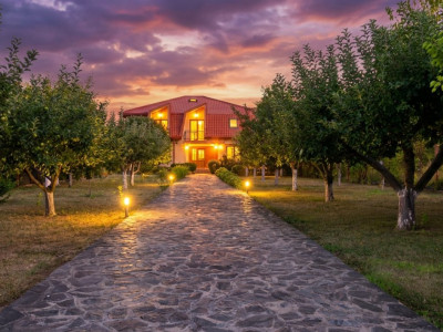 Balotesti, Ion Lahovari, mobilata si utilata complet