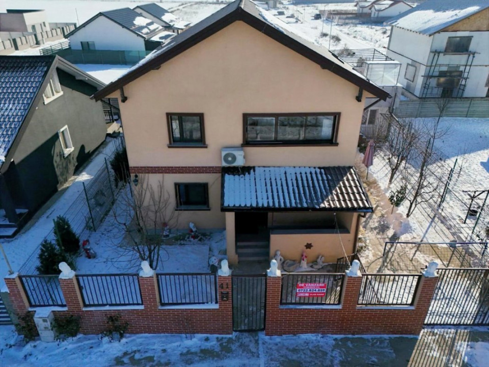 COMUNA BERCENI – TOAMNEI, CASA 5 CAMERE, 112 MP UTILI + POD 40 MP, LOT 320 MP!