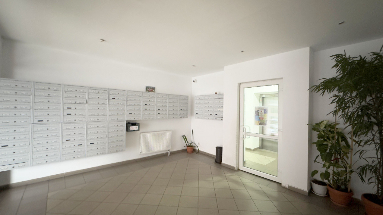 Garsonieră în Răsărit de Soare, parcare inclusă, Auchan Titan