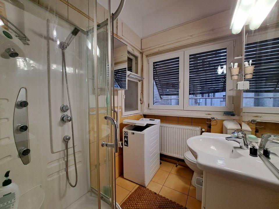 4-ROOM APART IN THE CENTRAL AREA OF THE CITY/APART 4 CAMERE ARMENEASCA