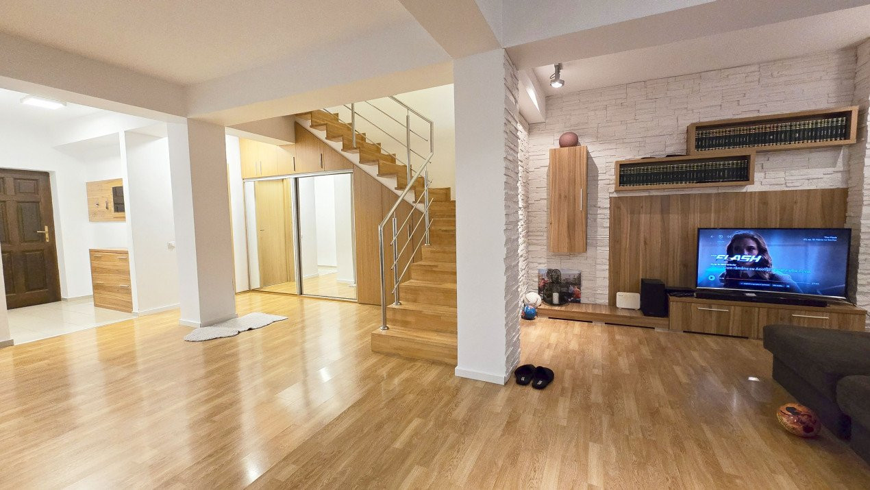 Green City. Casa frumoasa, gradina si liniste de vanzare