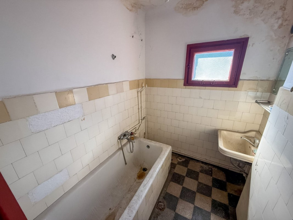 Casa cocheta, Vatra Luminoasa, AC mansardare+recompartimentare