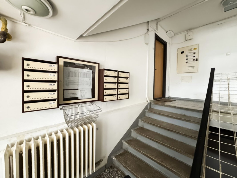 Garsonieră Decomandată 33mp. Bloc Reabilitat. Berceni, Grădiștea.