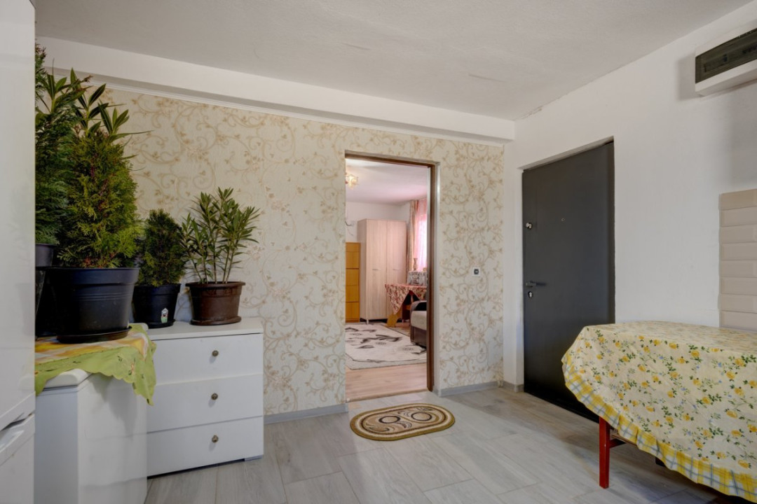 BERCENI – FLUTURILOR  – CASA 5 CAMERE, 155 MP TOTAL, LOT 320 MP!