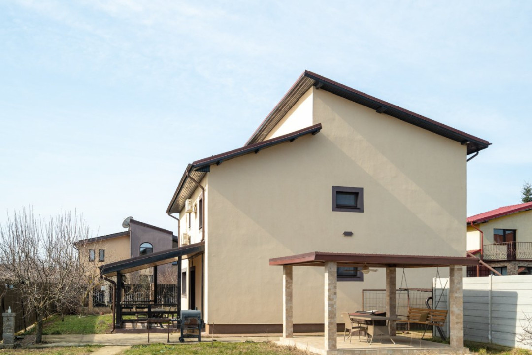 Vila de vanzare Branesti,, teren suplimentar,  gata de mutare si  acces rapid.