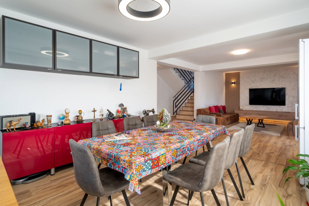 Vila de vanzare Branesti,, teren suplimentar,  gata de mutare si  acces rapid.