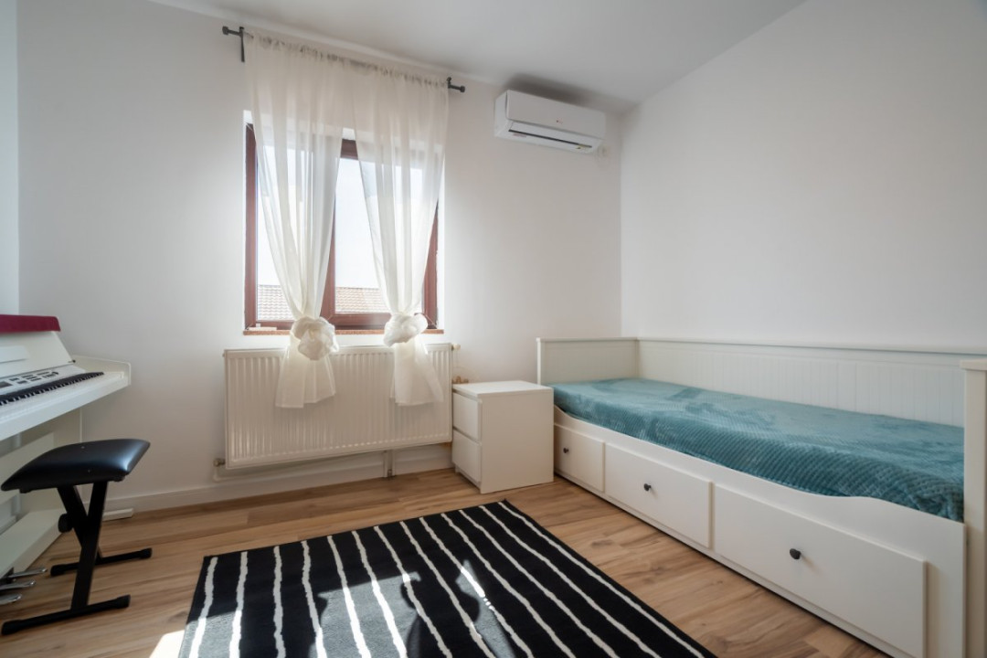 Vila de vanzare Branesti,, teren suplimentar,  gata de mutare si  acces rapid.