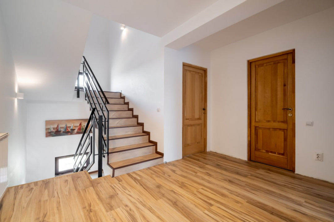 Vila de vanzare Branesti,, teren suplimentar,  gata de mutare si  acces rapid.