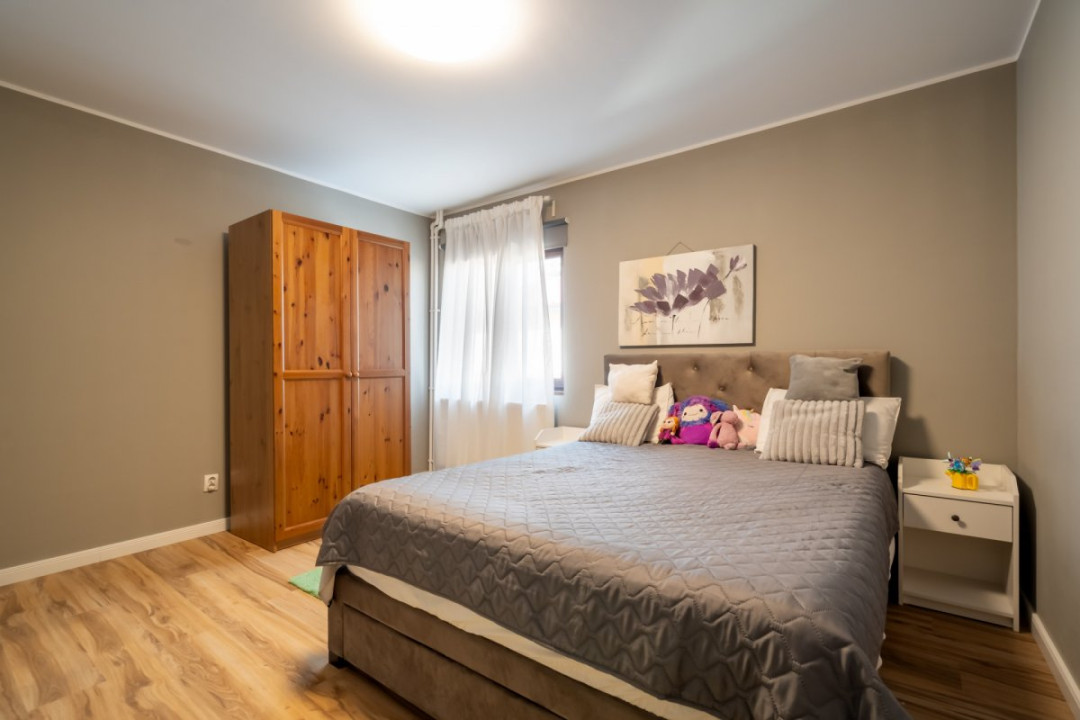 Vila de vanzare Branesti,, teren suplimentar,  gata de mutare si  acces rapid.