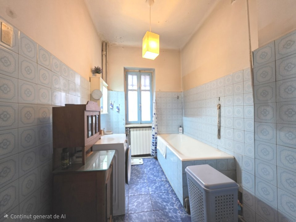 Apartament in Vila, 5 camere,  Alexandru Philippide 4, de renovat