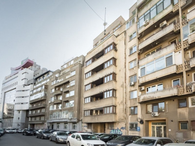 Imobil Art Deco de vanzare