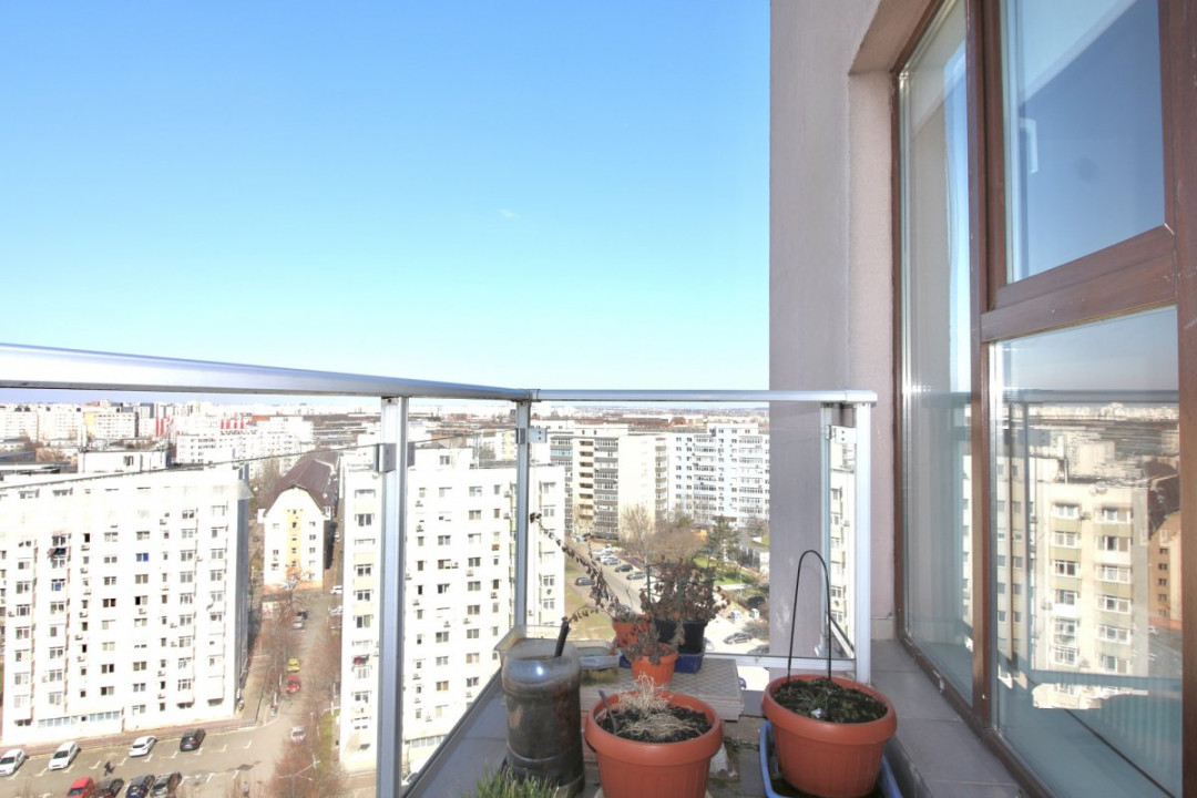 TITAN AUCHAN-RASARIT DE SOARE, APARTAMENT CU VEDERE PANORAMICA!