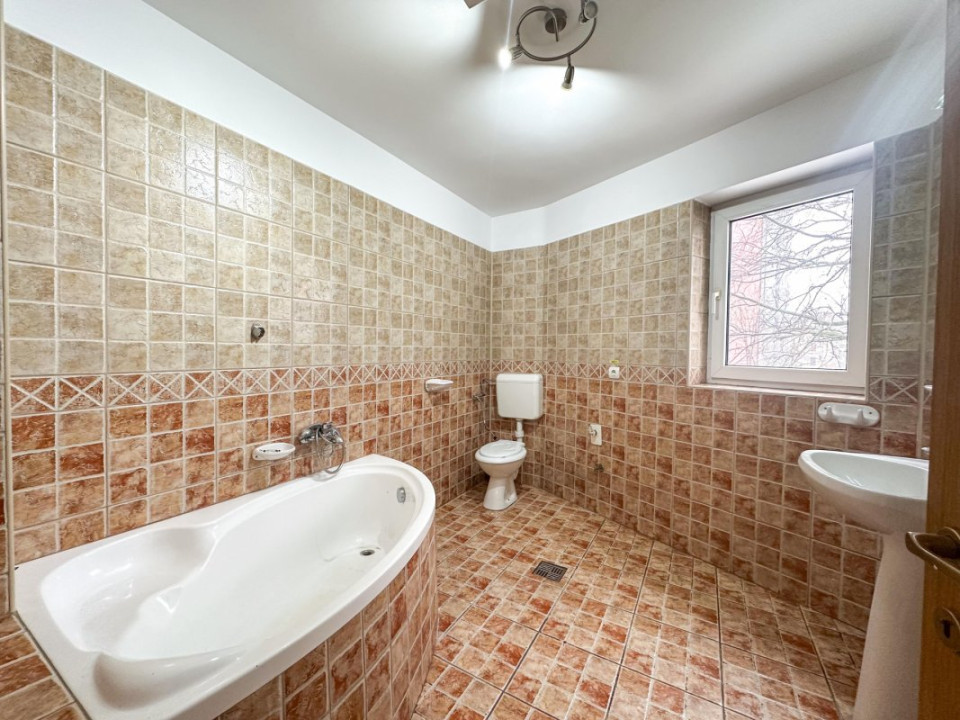 2 etaje, 160mp, centrala termica, scara interioara - Prestanta!