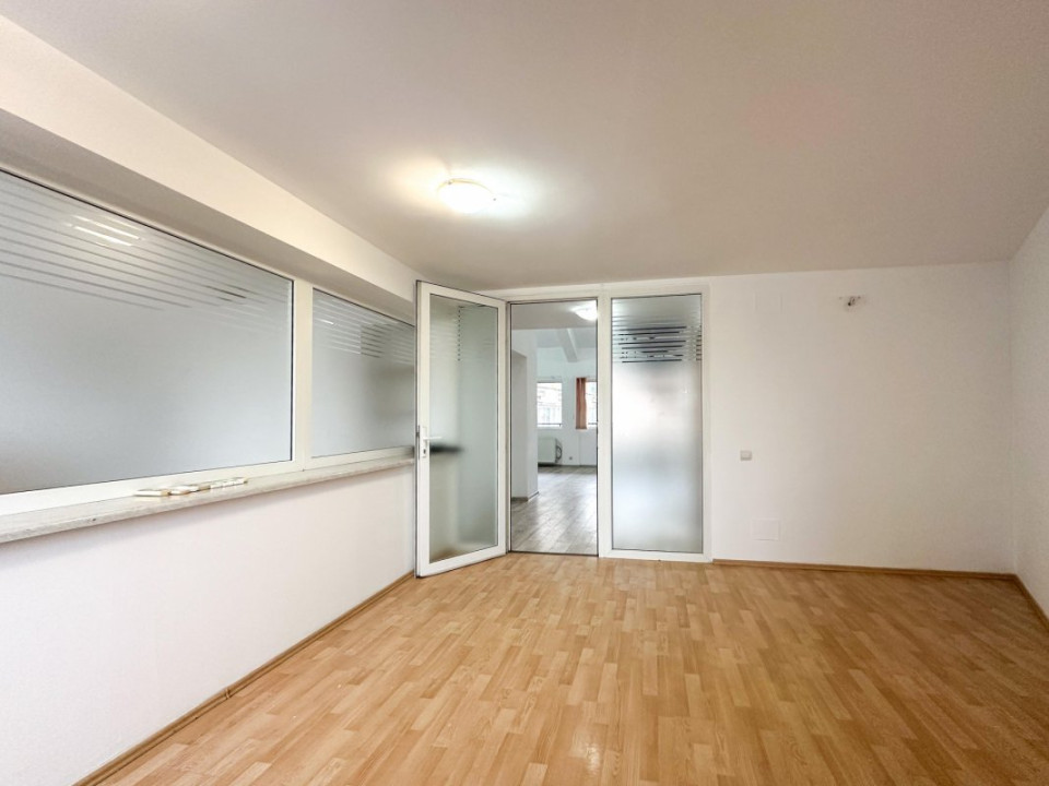 2 etaje, 160mp, centrala termica, scara interioara - Prestanta!