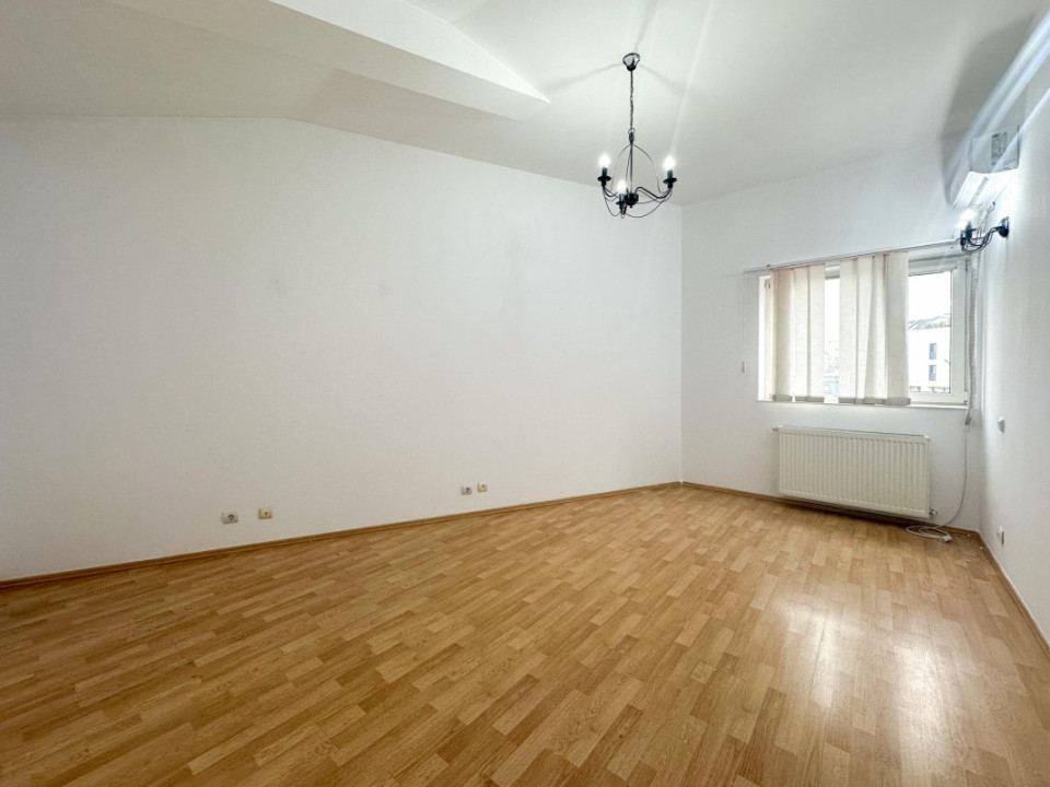 2 etaje, 160mp, centrala termica, scara interioara - Prestanta!