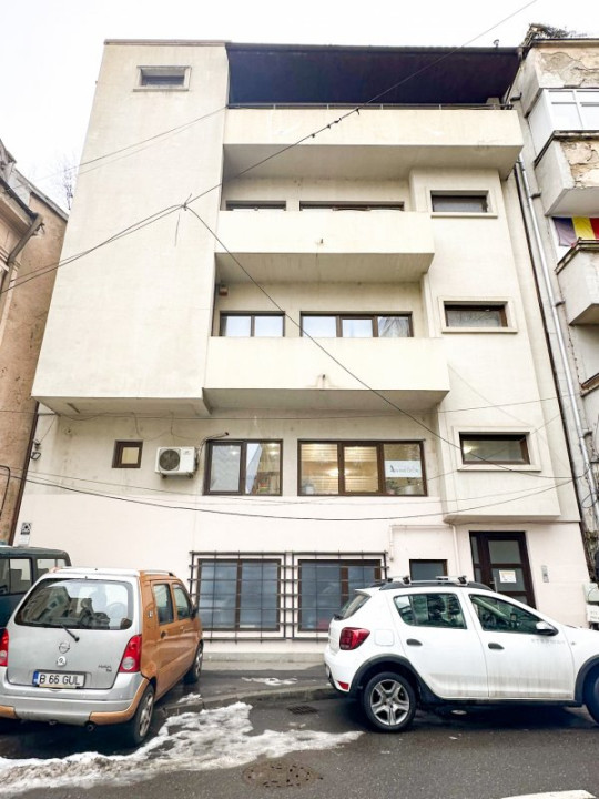 2 etaje, 160mp, centrala termica, scara interioara - Prestanta!