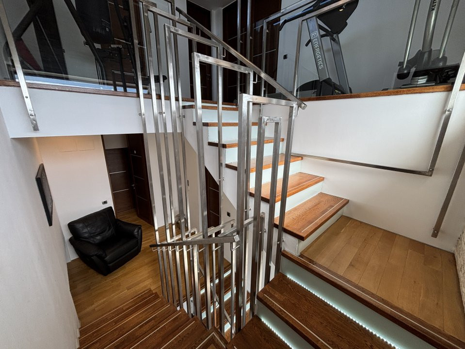 Vila D+P+2 + Piscina  - Andronache