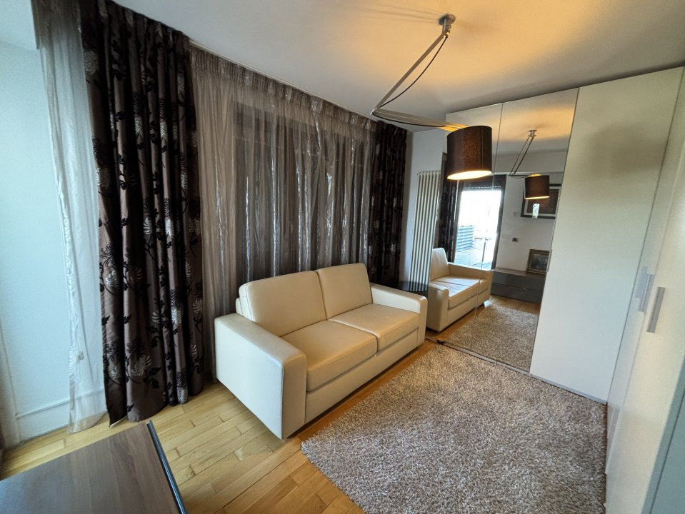 Vila D+P+2 + Piscina  - Andronache