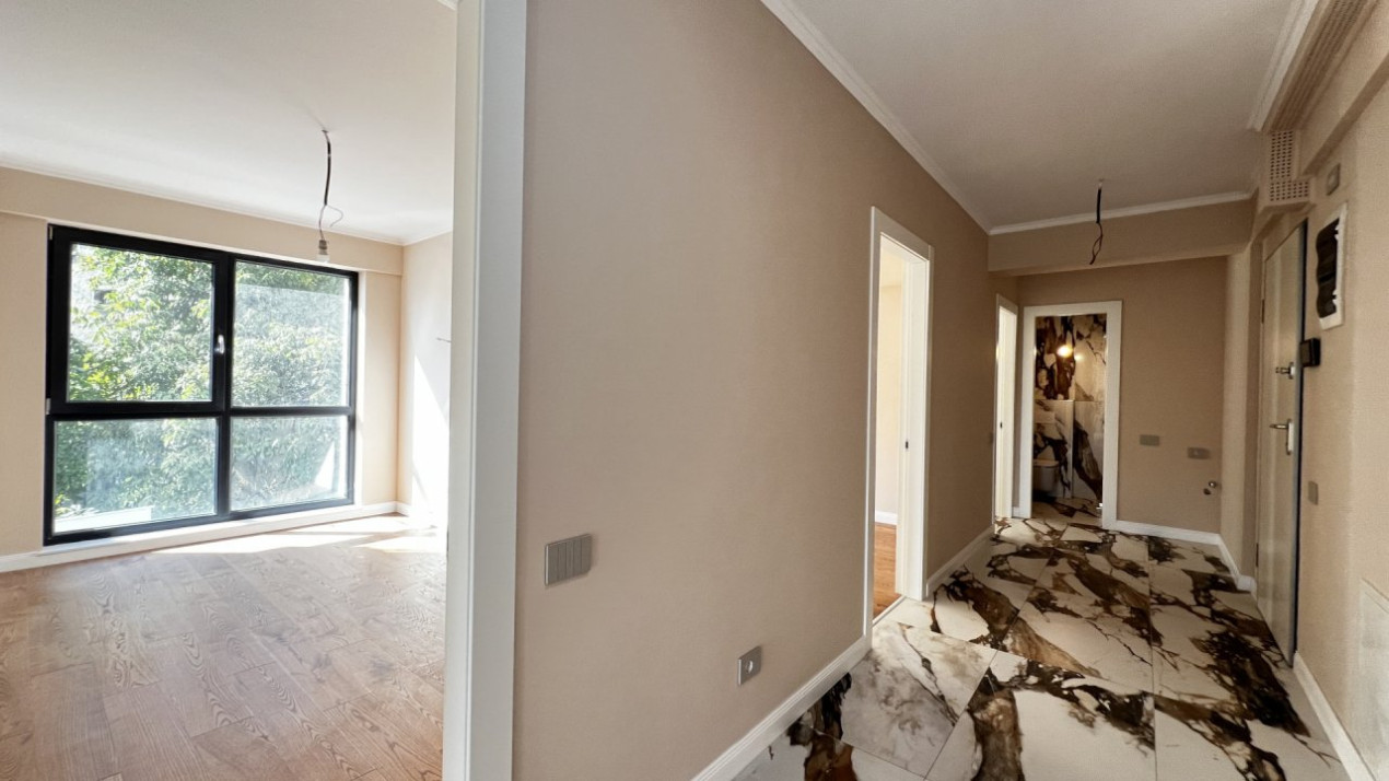 Unirii, 4 camere cu  2 parcari