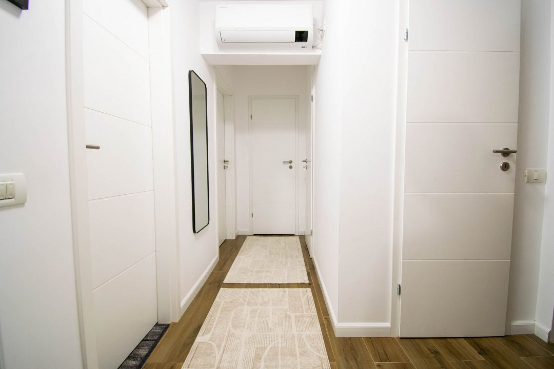 Bd.Obregia 2 camere,renovat lux,mobilat-utilat,centrala proprie,etaj 3/10