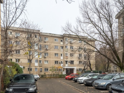 Garsoniera Crangasi - str. Padureni