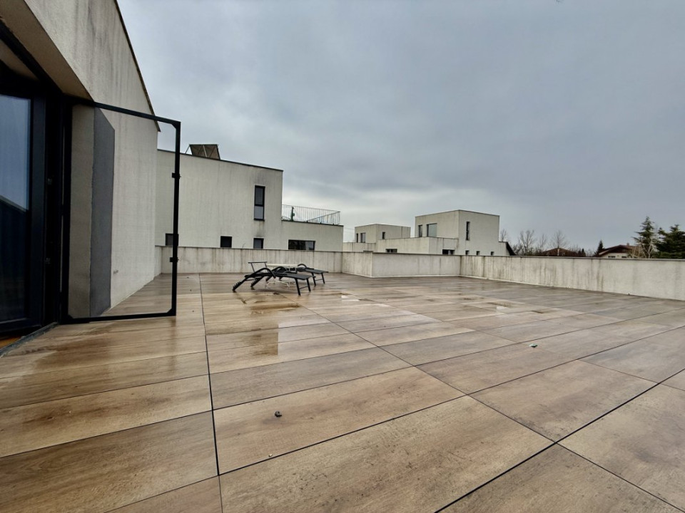 Martha Bibescu casa SMART, terasa 100mp priveliste W