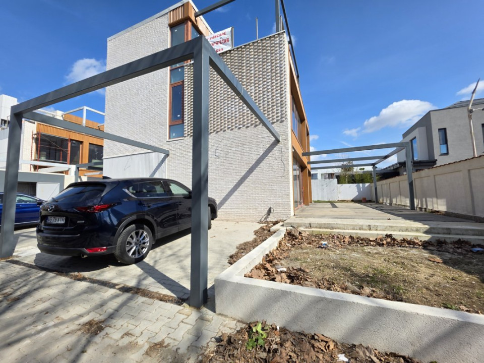 Vilă Modernă P+2E în Pipera – Spațiu, Confort și Terasa Panoramică