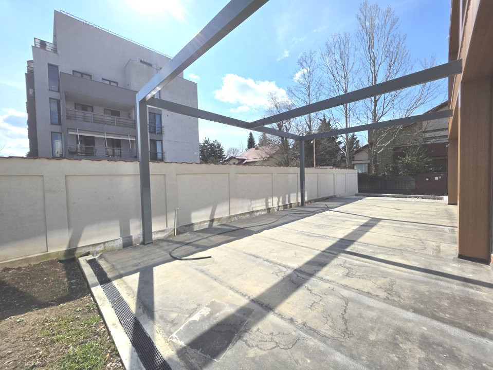 Vilă Modernă P+2E în Pipera – Spațiu, Confort și Terasa Panoramică