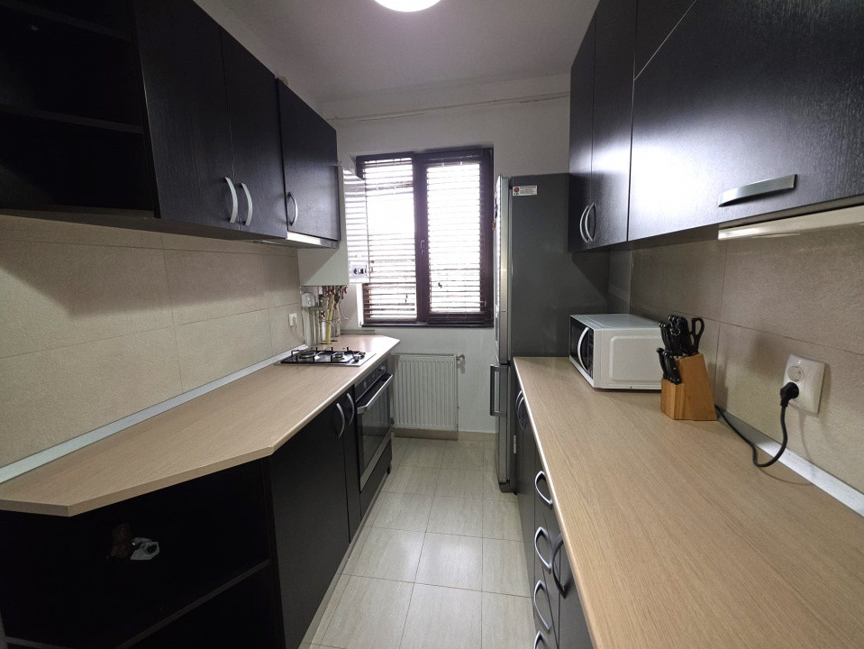 De inchiriat 2 cam. la LUKOIL Lujerului - mobilat si utilat