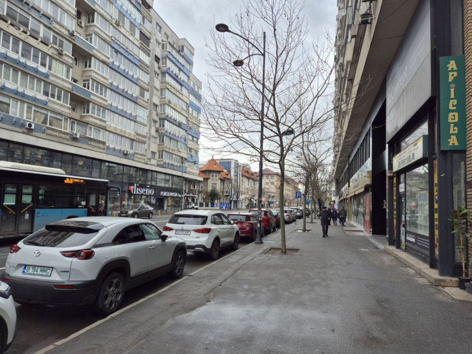 Apartament decomandat 2 camere, 60MP,  etaj 1, Calea Dorobanților!