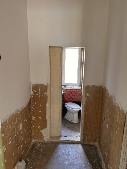 Vanzare apartament cu 3 camere zona Grivita