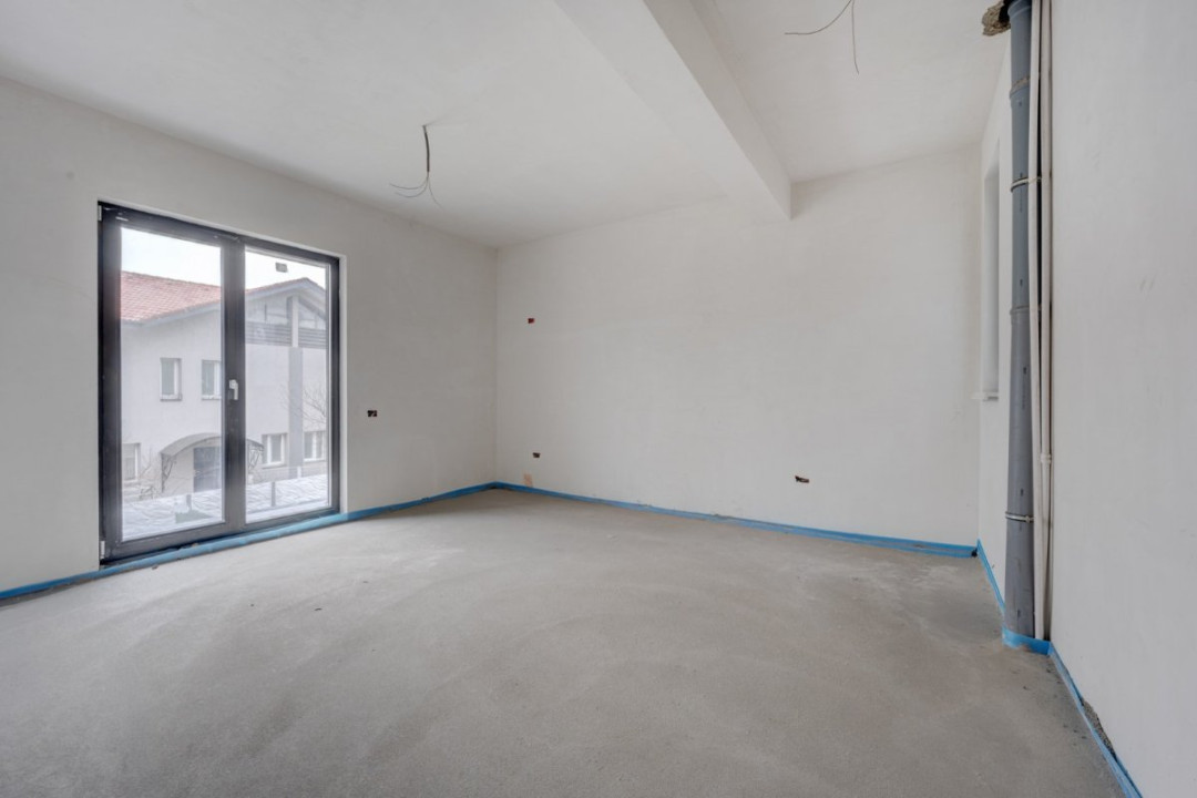 Casa se preda finisata - 4 bai -3 dormitoare - curte - parcare -  metrou Păcii 