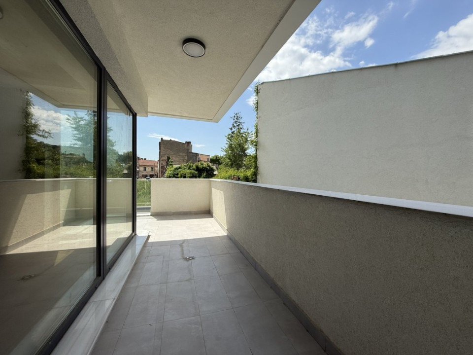 Unirii, 4 camere si  2 parcari  de la dezvoltator