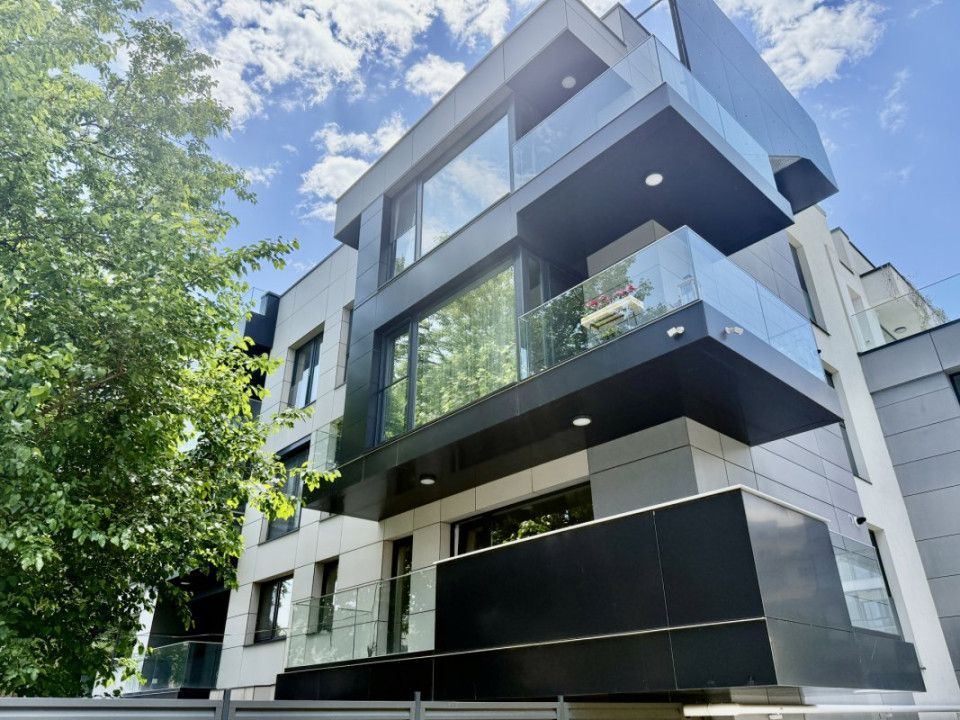 Unirii, apartament cu terasa proprie 40mp, priveliste panoramica 360grade