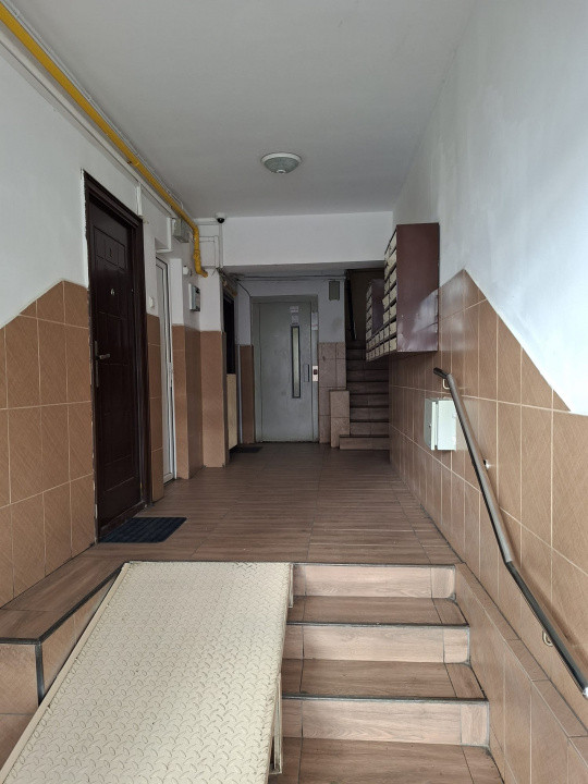 De vanzare 3 camere-renovat-Cal. Giulesti 52, langa parc Marin Preda