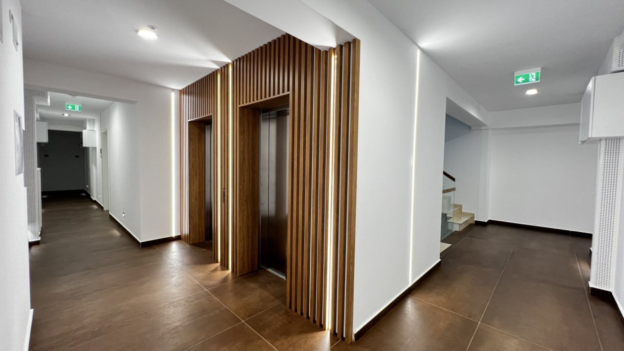 Unirii, 4 camere cu  2 parcari