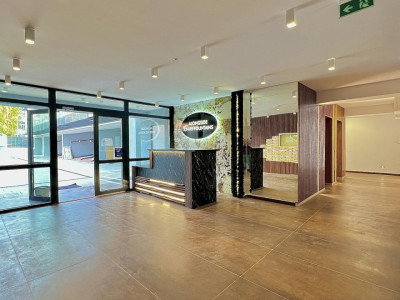 Unirii, 4 camere cu  2 parcari