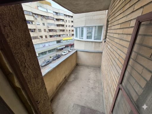 2 camere, etaj intermediar, ultracentral, ideal ce vrei...