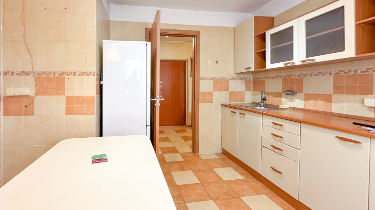 Brancoveanu, 8 min. metrou - apartament cu 2 camere foarte spatios
