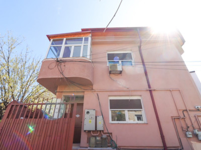 Casă de vânzare cu 4 camere - Piața Iancului/Muncii