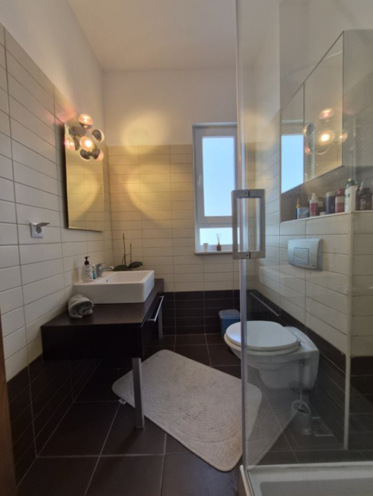  Vanzare 3 camere spatios,  3 bai si 2 locuri de parcare - Complex Felicity