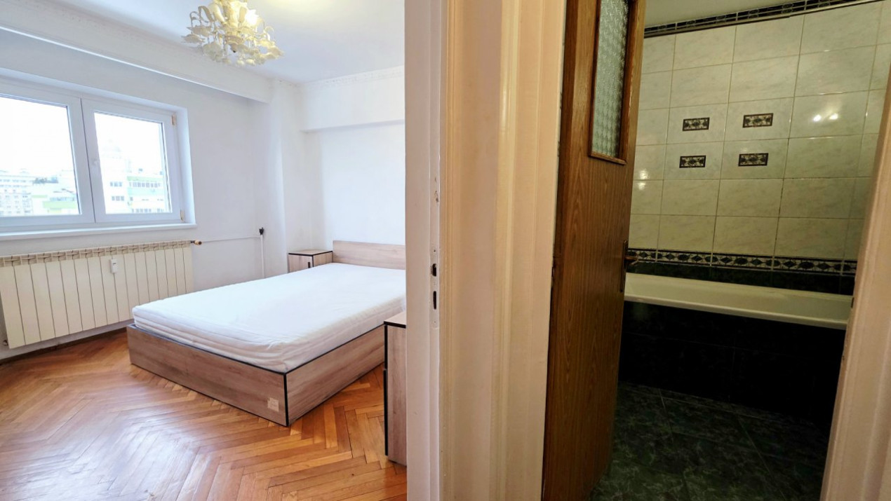 Cerere mare, oferta mica. Apartament 3 camere cu relaxare inclusa