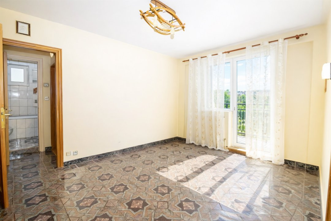 Drumul Taberei, 10 min Metrou Romancierilor 3camere+centrala proprie