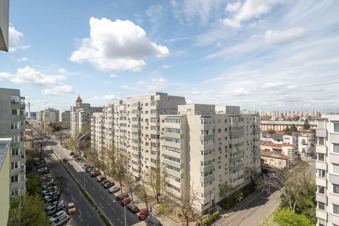 Banu Manta 18 - adiacent Piata Victoriei