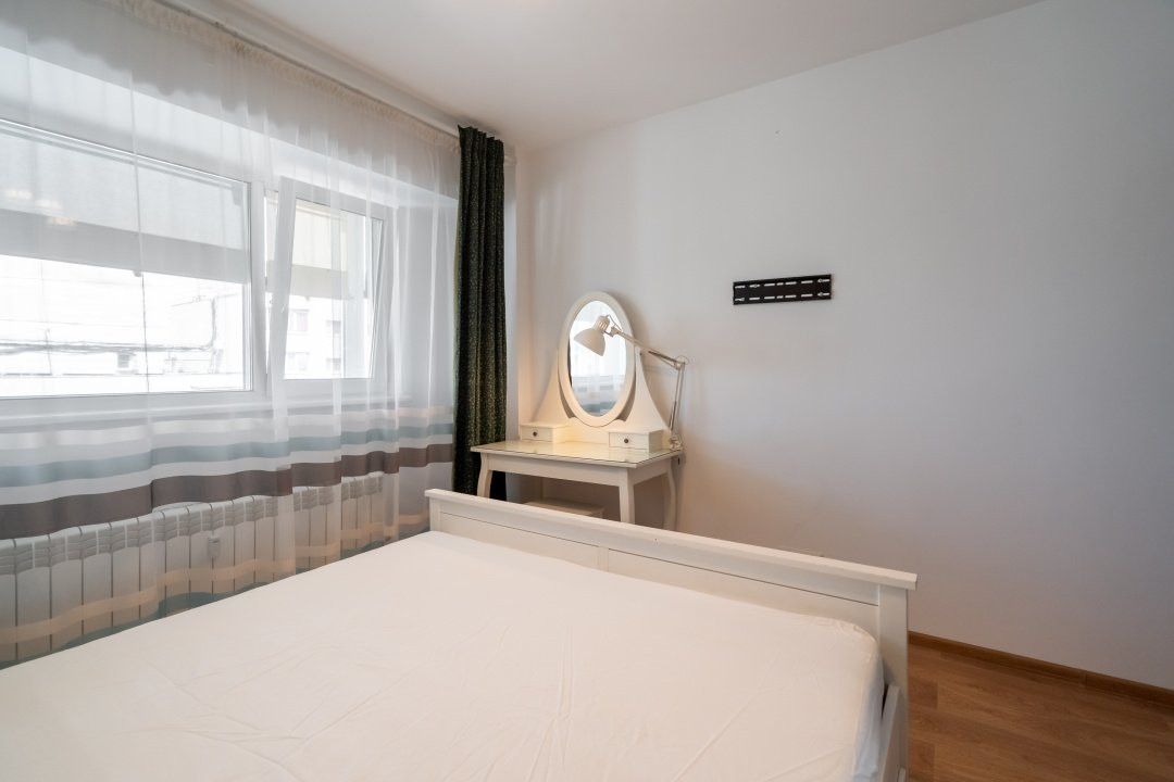 Banu Manta 18 - adiacent Piata Victoriei