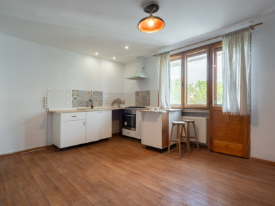 Vânzare garsonieră piata Victoriei