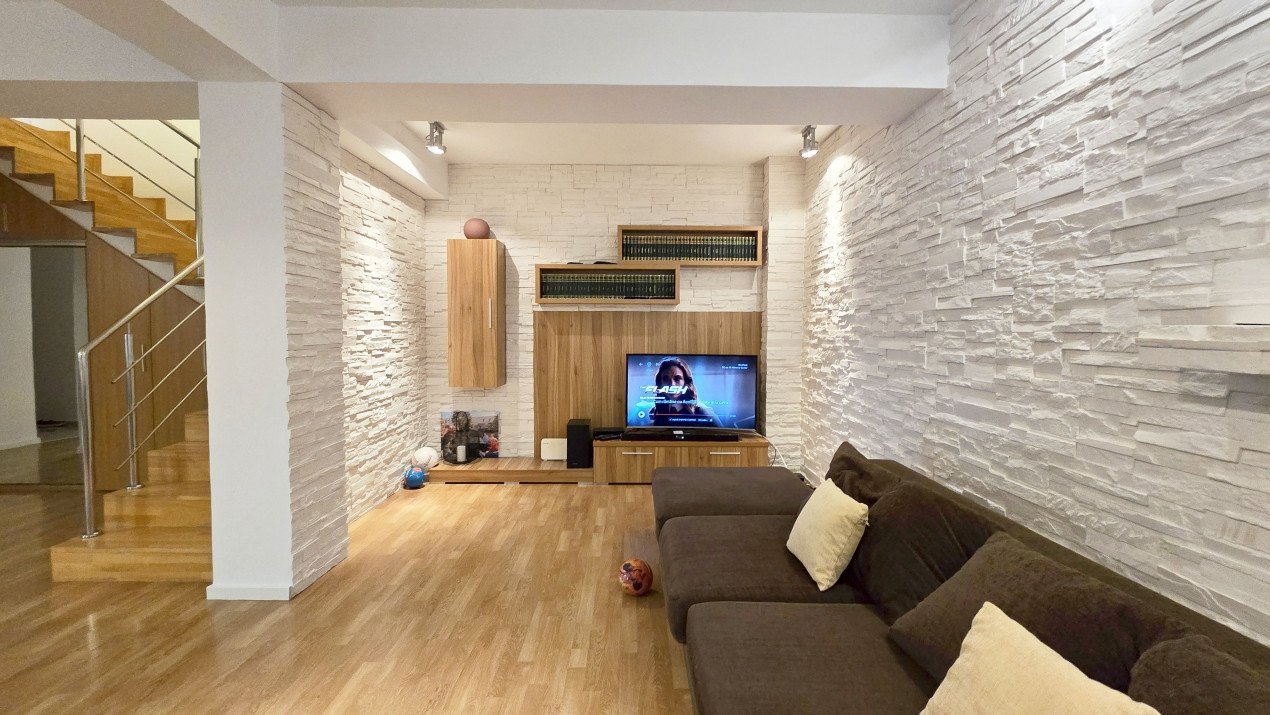 Green City. Casa frumoasa, gradina si liniste de vanzare