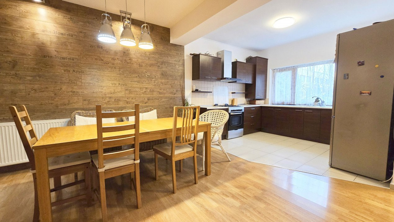 Green City. Casa frumoasa, gradina si liniste de vanzare